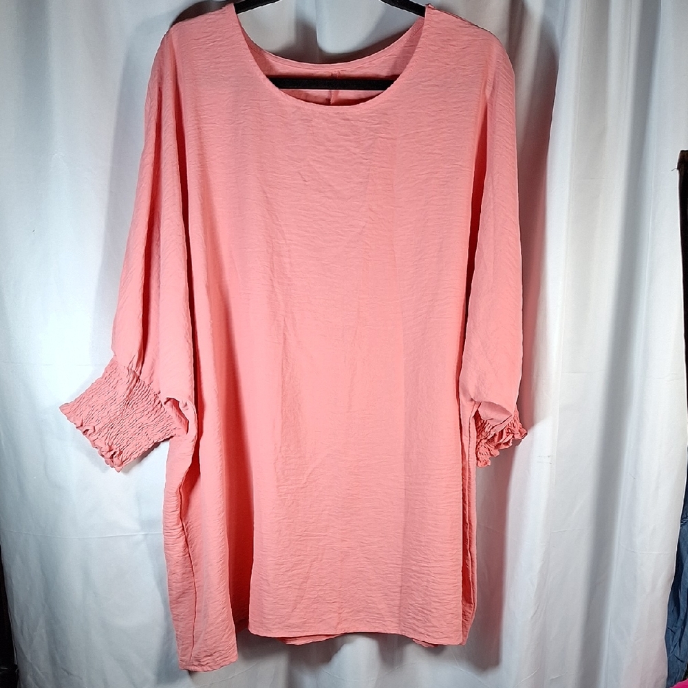 Chic Coral Tunic with Ruched Sleeves